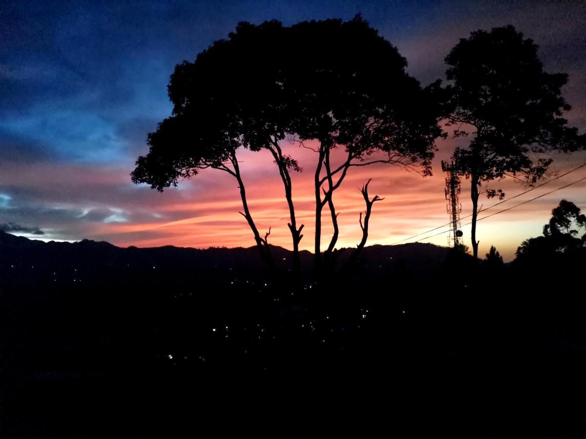 Mountain Peak Ella Bed & Breakfast ภายนอก รูปภาพ